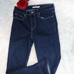Levi Strauss Slimming Boot Cut 28 Waist Length 30